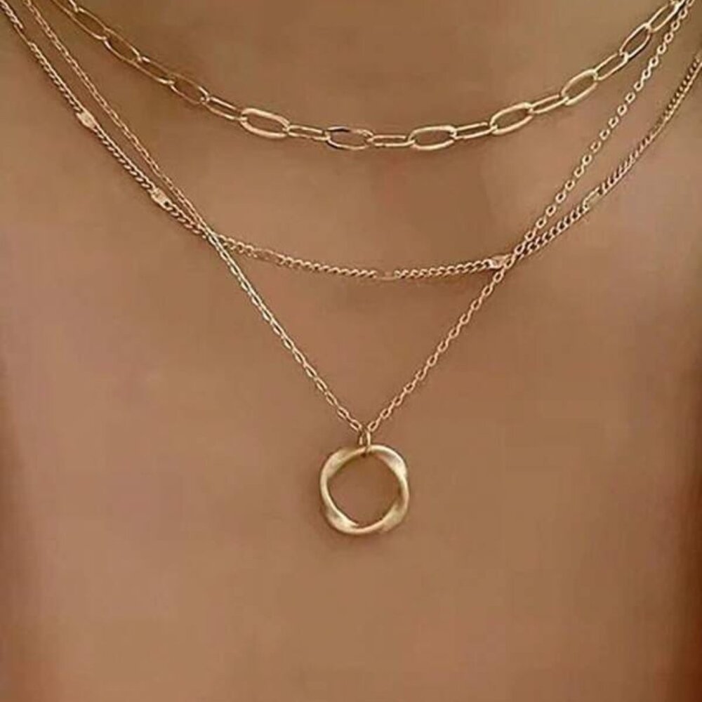 14K Gold Plated Layer Necklace Round Pendant